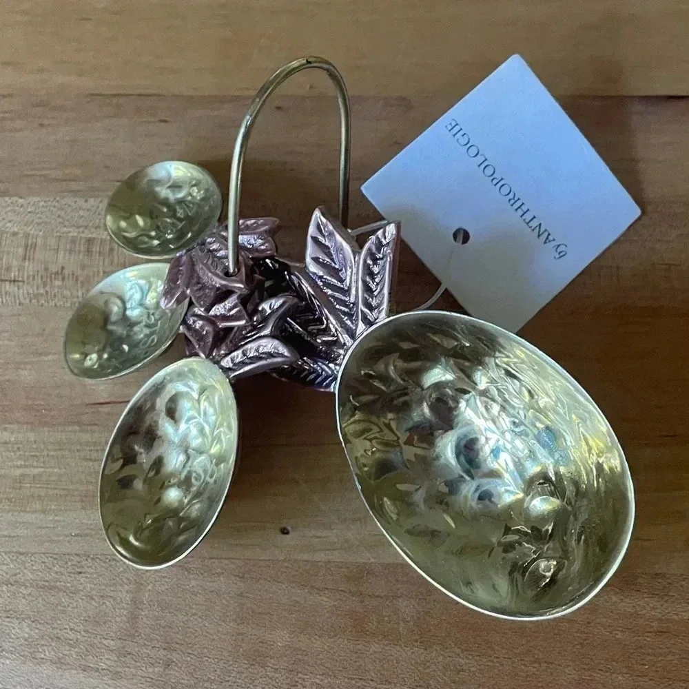 NWT Anthropologie Brass Pineapple Measuring Spoons